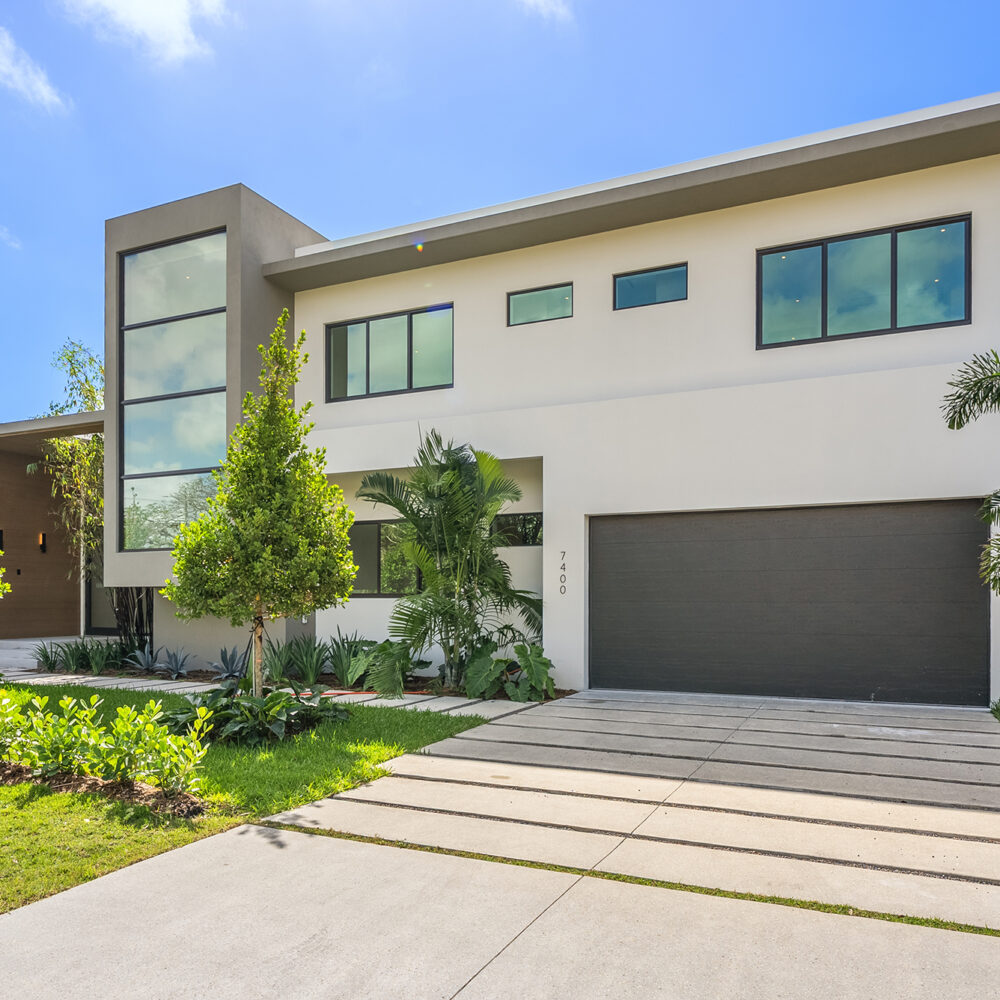 7400 SW 127th St - 7